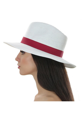 Шляпа с вогнутой тульей белого цвета и с бордовой лентой - 125-02.39